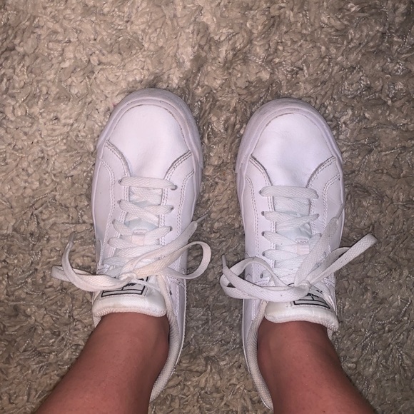 Nike Shoes - Nike Court Royale